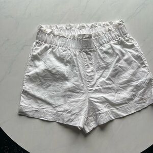 a new day White High-Waist Elastic Ruffle-Waist Women's Shorts